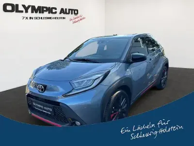 Gebraucht Toyota Aygo X 72 PS (52 kW) 2023 Celestite grey (1k3)/ grey met SUV