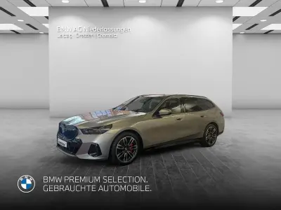 Gebraucht BMW 540 M Sport 286 PS (210 kW) 2025 Grau Kombi