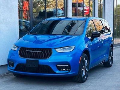 Nuova Chrysler Pacifica 286 CV (210 kW) 2026 Blu Monovolume