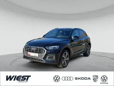 Używany Audi Q5 Ambiente 299 KM (219 kW) 2022 Czarny SUV