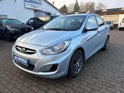 Gebraucht Hyundai Accent 97 PS (71 kW) 2012 Grau Limousine