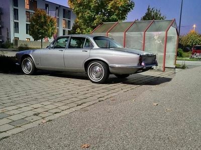 Usata Jaguar XJ6 186 CV (136 kW) 1973 Argento Berlina