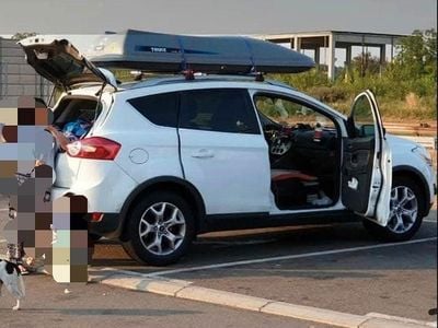 Gebraucht Ford Kuga Champions Edition 140 PS (102 kW) 2012 Weiß SUV