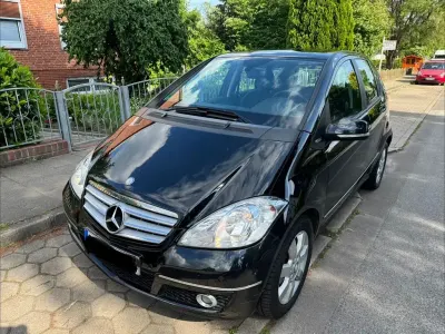Gebraucht Mercedes A200 Avantgarde 140 PS (102 kW) 2009 Schwarz Limousine