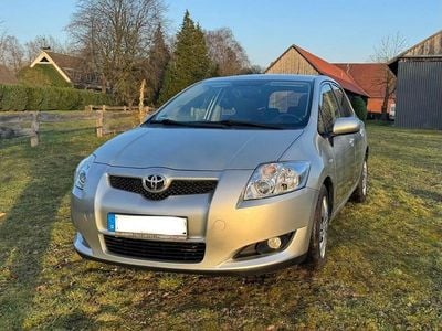 Gebraucht Toyota Auris Sol 124 PS (91 kW) 2007 Silber Kleinwagen