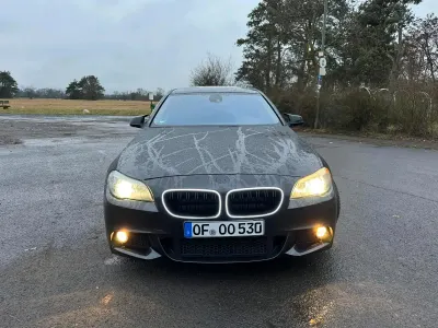 Gebraucht BMW 530 M Sport 248 PS (182 kW) 2011 Grau Limousine