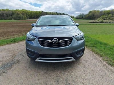Second-hand Opel Crossland X Edition 110 CP (80 kW) 2017 Argintiu SUV