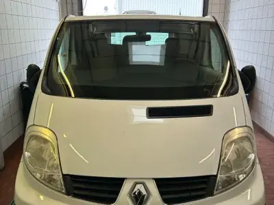 Gebraucht Renault Trafic 90 PS (66 kW) 2008 Weiß Van / Kleinbus