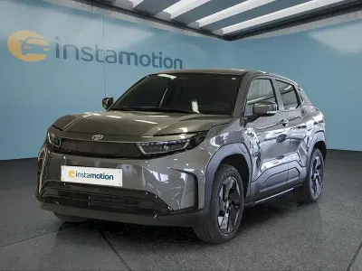Neu Toyota Urban Cruiser 127 kW (174 PS) 2026 Grün SUV