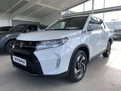 Gebraucht Suzuki Vitara Comfort+ 116 PS (85 kW) 2025 Cool white pearl SUV