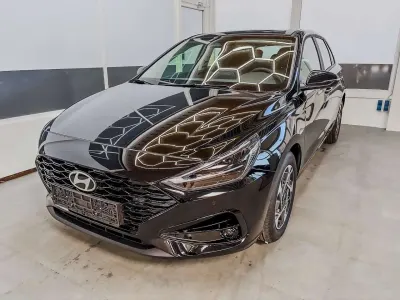 Neu Hyundai i30 Style 150 PS (110 kW) 2026 Abyss black a2b Limousine