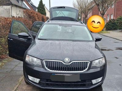 Gebraucht Skoda Octavia Ambition 150 PS (110 kW) 2014 Schwarz Kleinwagen