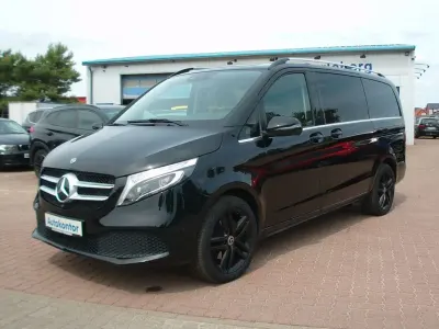 Gebraucht Mercedes V250 Avantgarde Edition 190 PS (139 kW) 2022 Schwarz Van / Kleinbus
