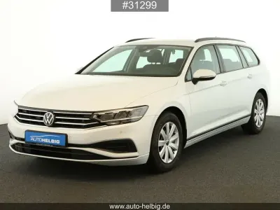 Gebraucht VW Passat 150 PS (110 kW) 2023 Weiß Kombi