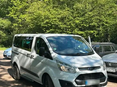 Gebraucht Ford Tourneo 155 PS (114 kW) 2013 Weiß Van / Kleinbus