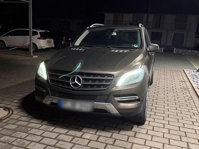 Gebraucht 2015 Mercedes ML350 AMG line SUV | 14.800 € (Superpreis)