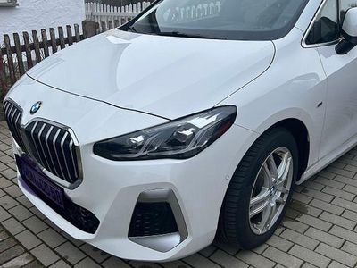 Gebraucht BMW 223 Active Tourer Performance 218 PS (160 kW) 2022 Weiß Van / Kleinbus
