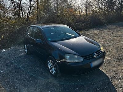 Gebraucht VW Golf IV 75 PS (55 kW) 2004 Schwarz Limousine