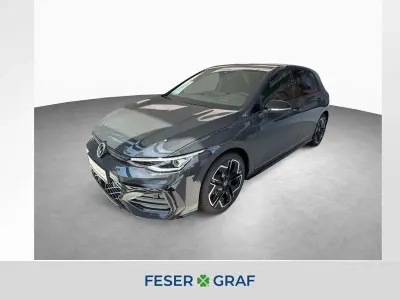 Second-hand VW Golf VIII R-line 150 CP (110 kW) 2025 Gri Berlinǎ