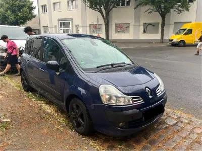 Gebraucht Renault Modus 103 PS (75 kW) 2010 Blau Van / Kleinbus