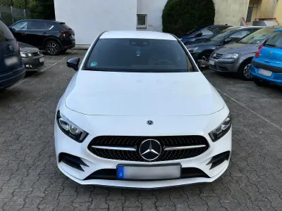 Gebraucht Mercedes A180 AMG 136 PS (100 kW) 2020 Weiß Limousine
