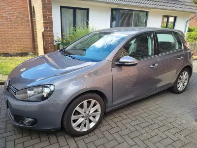Gebraucht VW Golf VI Highline 122 PS (89 kW) 2010 Grau Kleinwagen