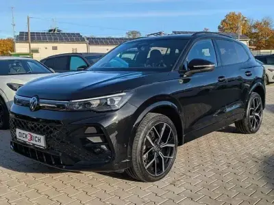 Gebraucht VW Tiguan R-line 193 PS (141 kW) 2025 Schwarz SUV