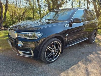 Second-hand BMW X5 Sport Line 258 CP (189 kW) 2014 Negru SUV