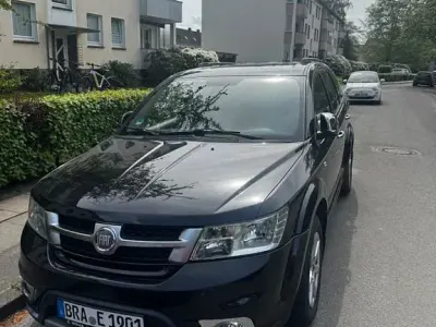 Usado Fiat Freemont 170 CV (125 kW) 2012 Negro SUV