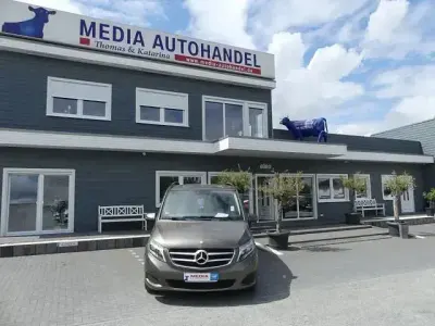 Używany Mercedes V220 Edition 190 KM (139 kW) 2017 Szary Minivan