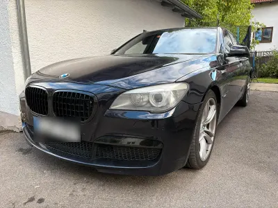 Gebraucht BMW 750 M Sport 408 PS (300 kW) 2012 Schwarz Limousine