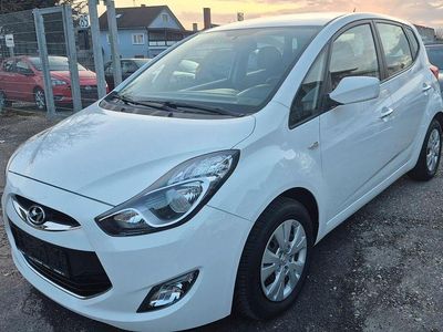 Gebraucht Hyundai ix20 Edition 90 PS (66 kW) 2013 Weiß Kleinwagen