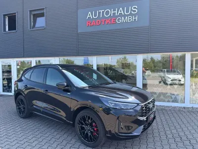 Neu Ford Kuga ST-Line X 151 PS (111 kW) 2026 Schwarz SUV