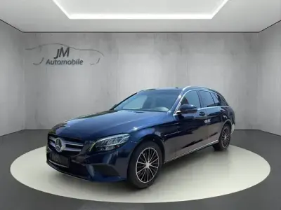 Gebraucht Mercedes C220 194 PS (142 kW) 2020 Blau Kombi