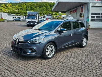 Gebraucht Renault Clio GrandTour LIMITED 90 PS (66 kW) 2019 Grau Kombi