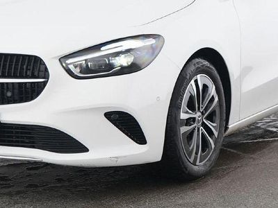 Gebraucht Mercedes B200 Progressive 163 PS (119 kW) 2024 Unilack polarweiß Van / Kleinbus