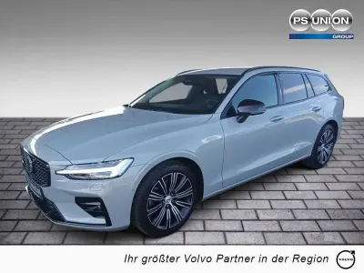 Gebraucht Volvo V60 Plus 197 PS (144 kW) 2024 Grau Kombi