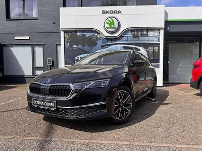 Schwarzmagic perleffekt Neu 2025 Skoda Octavia Tour Kombi | 39.900 € (Etwas zu teuer)