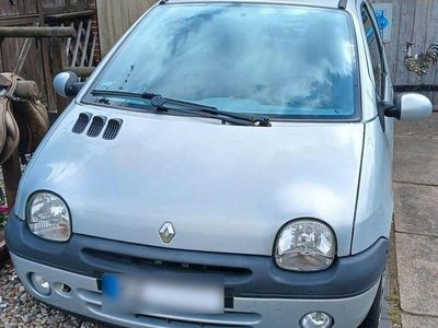 Second-hand Renault Twingo 58 CP (42 kW) 2006 Argintiu Hatchback