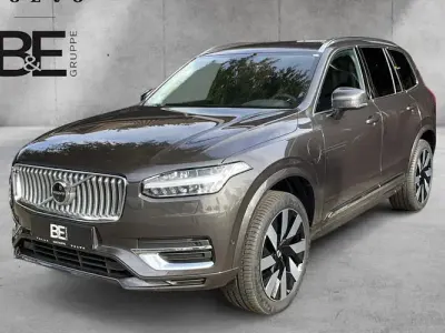Gebraucht Volvo XC90 Plus 455 PS (334 kW) 2024 Platinum grey SUV