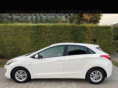 Gebraucht Hyundai i30 Edition 110 PS (80 kW) 2014 Weiß Coupé