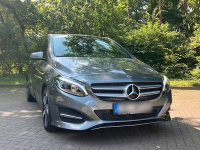 Mercedes B220