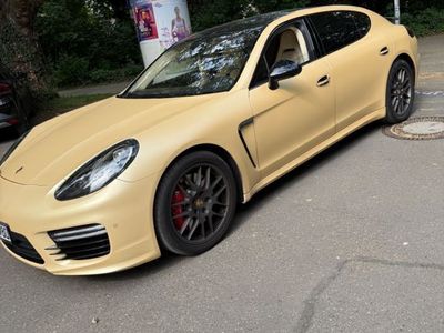 Porsche Panamera Turbo