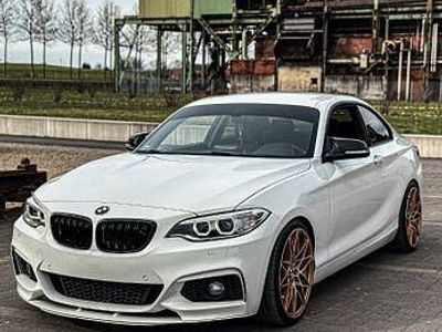 BMW 220
