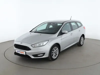 Gebraucht Ford Focus Business Edition 125 PS (91 kW) 2018 Grau Kombi