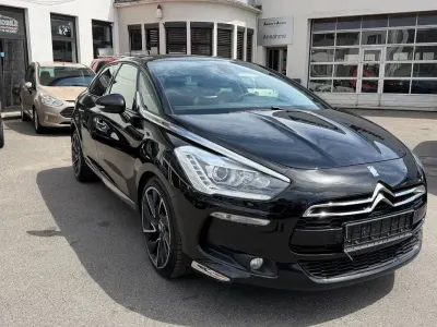 Gebraucht Citroën DS5 163 PS (119 kW) 2013 Schwarz Kleinwagen