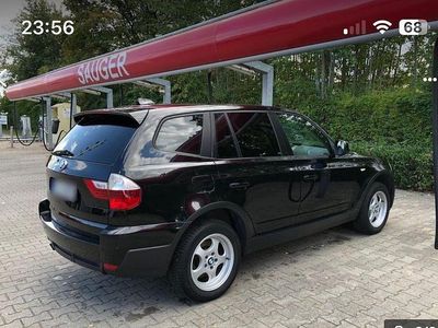Gebraucht BMW X3 143 PS (105 kW) 2010 Schwarz SUV