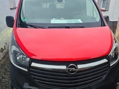 Rot Gebraucht 2017 Opel Vivaro Van / Kleinbus | 5.599 € (Superpreis)