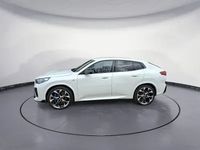 Używany BMW X2 Performance 300 KM (220 kW) 2025 Biały SUV