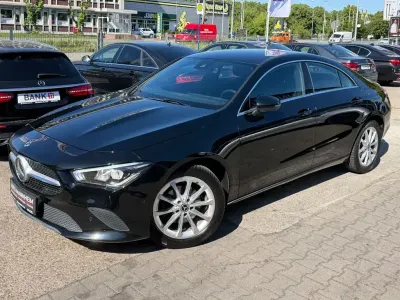 Gebraucht Mercedes CLA180 136 PS (100 kW) 2021 Schwarz Limousine
